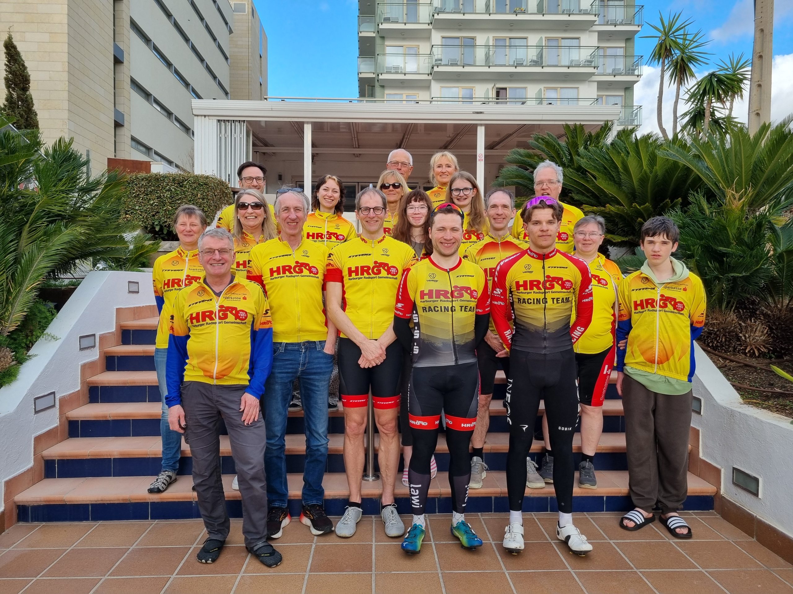 Mehr über den Artikel erfahren Trainingslager der Harburger RG von 1951 auf Mallorca